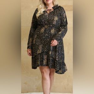 Curvy Floral Printed and Ruffle Detail
Dress